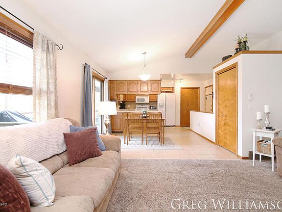 4th image of 5045 Pillar Creek Ave SE