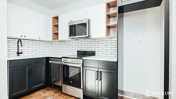 Rented by Nooklyn NYC LLC | media 86