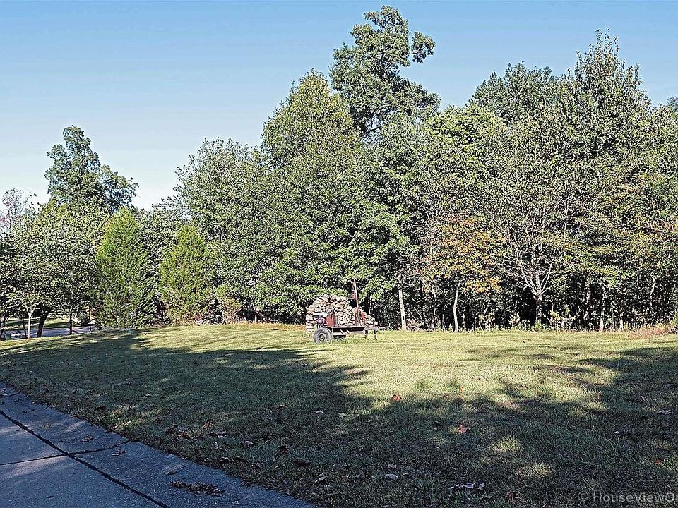 2nd image of 1192 Augusta Dr