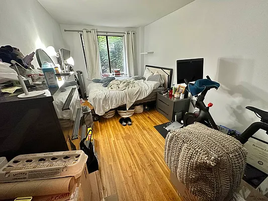 Rented by J PRESTON AND ASSOCIATES INC | media 12