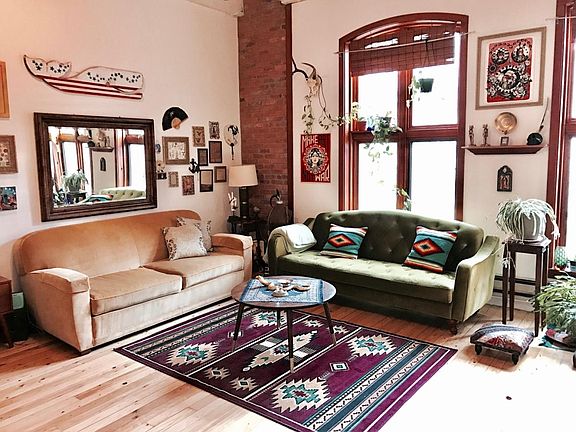 4th image of 215 2nd Ave S #303