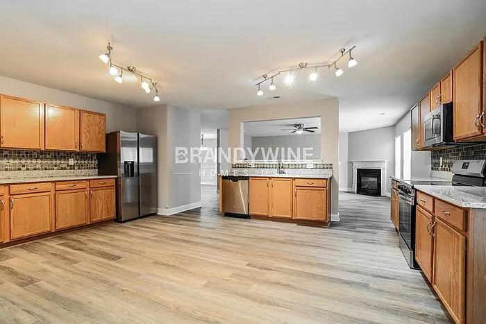 1565 Cold Creek Pl — Photo 10