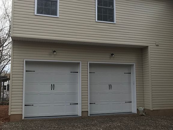 SIDE ENTRY GARAGE