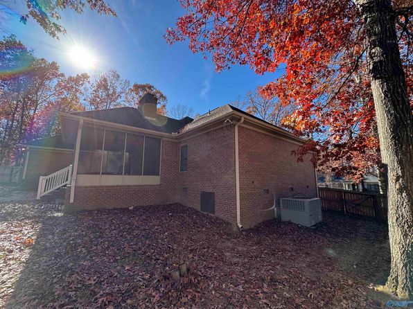 11220 Maggie Lou Dr, Tanner, AL 35671