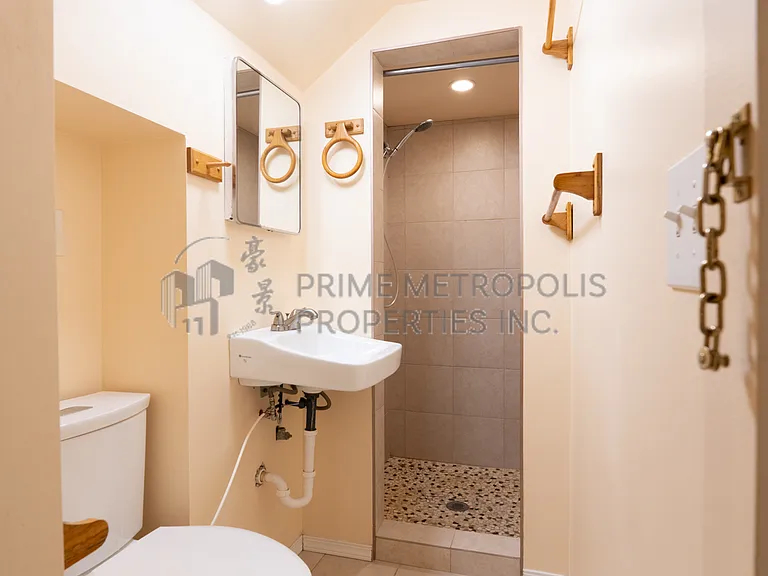 11322 Exeter Ave NE — Photo 21