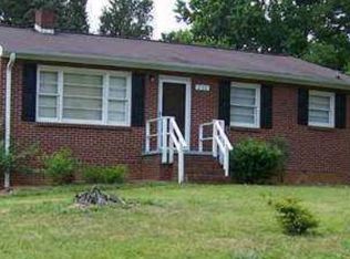 215 Radford St, Winston Salem, NC 27106