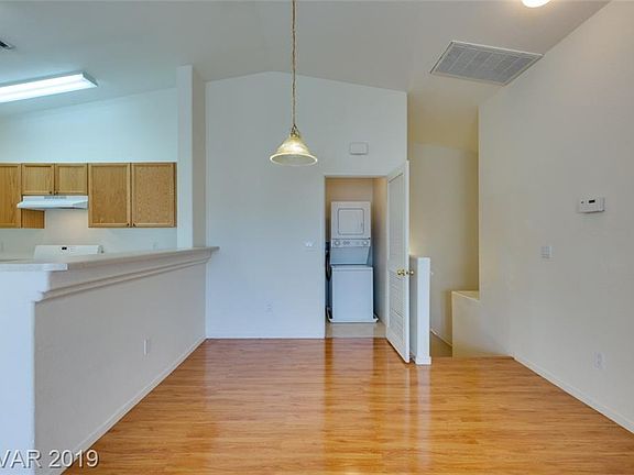 5th image of 8638 Tomnitz Ave Unit 101