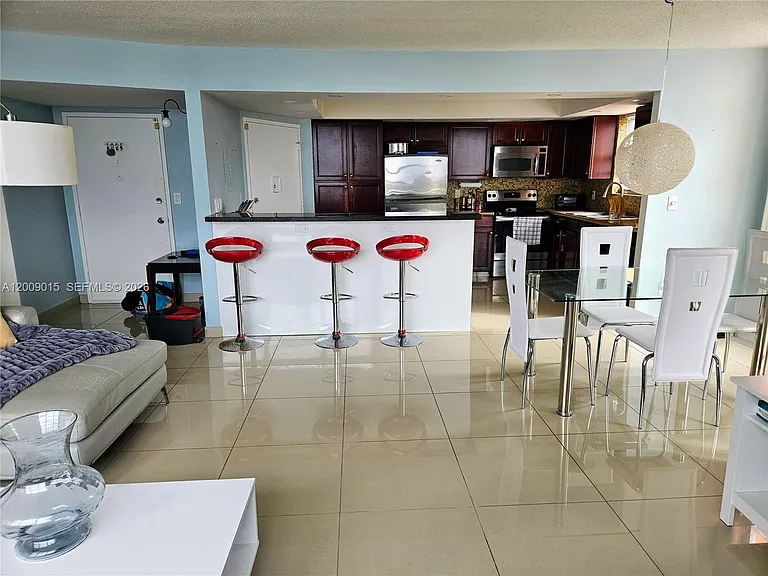 1301 NE Miami Gardens Dr #726W — Photo 2