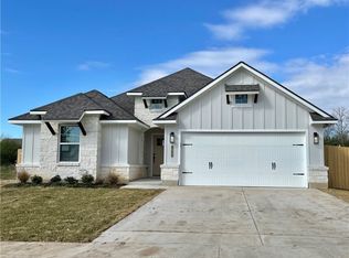 1943 Pinemont View Dr, Bryan, TX 77807