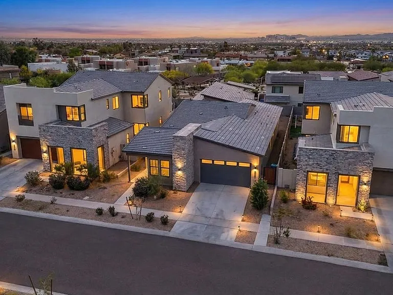 810 E Hopi Trl — Photo 20