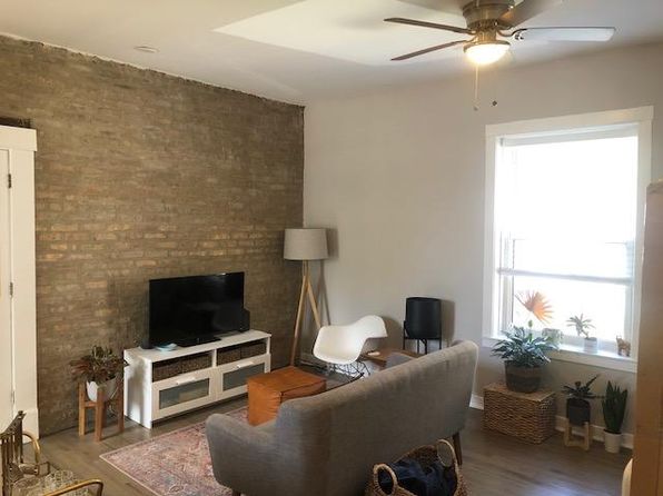 2840 N Albany Ave APT 1E