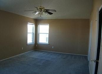 5th image of 10184 Chapel Springs Trl