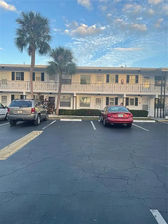 1 bed, 1.0 bath, 658 sqft, $2,500 — Photo 1