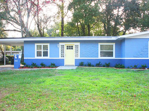 2nd image of 3932 Abby Ln