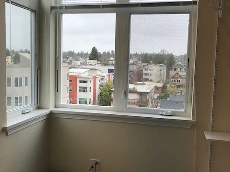 Riano by aPodment Suites Where Ballard Vibe Meets Smart Micro-Living — Photo 12