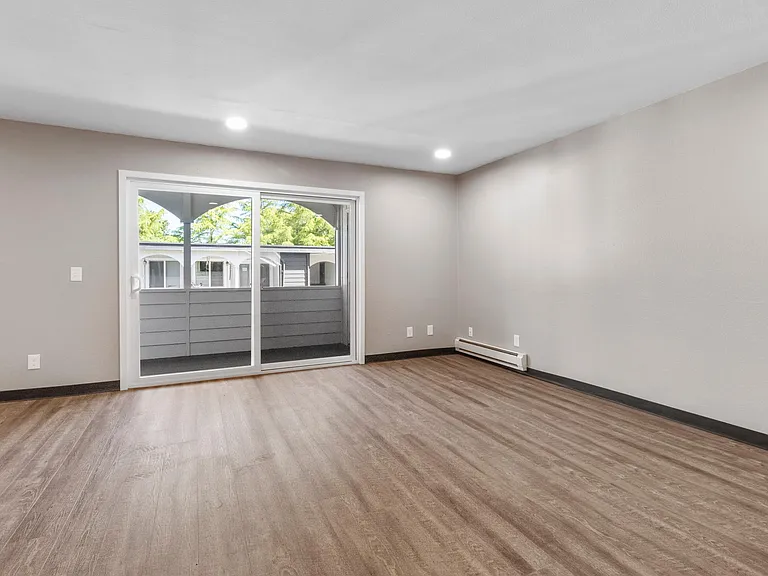 The Hideaway at University Place — Photo 109
