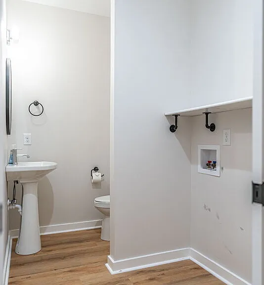 721 Blue Bird Dr — Photo 13