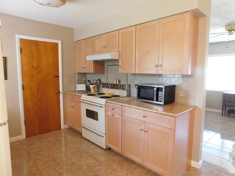 1st image of 7503 Deland Avenue