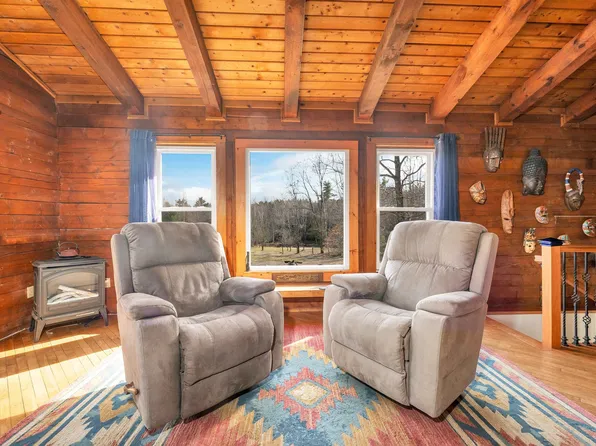 32 Durgin Road, Chichester, NH 03258