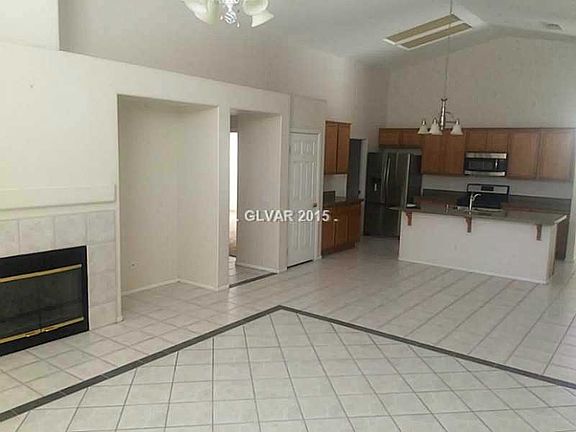 3rd image of 8721 Butterchurn Ave