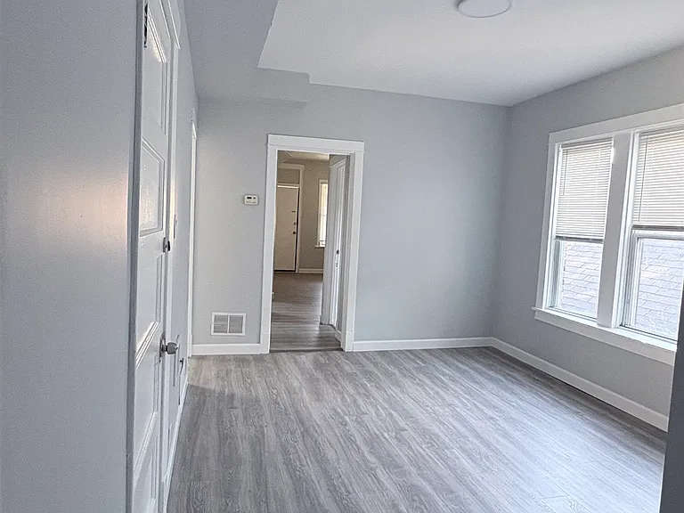 8211 S Escanaba Ave #2 — Photo 15