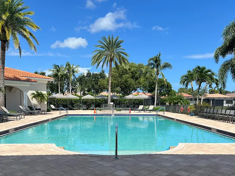 9774 Isles Cay Dr — Photo 15