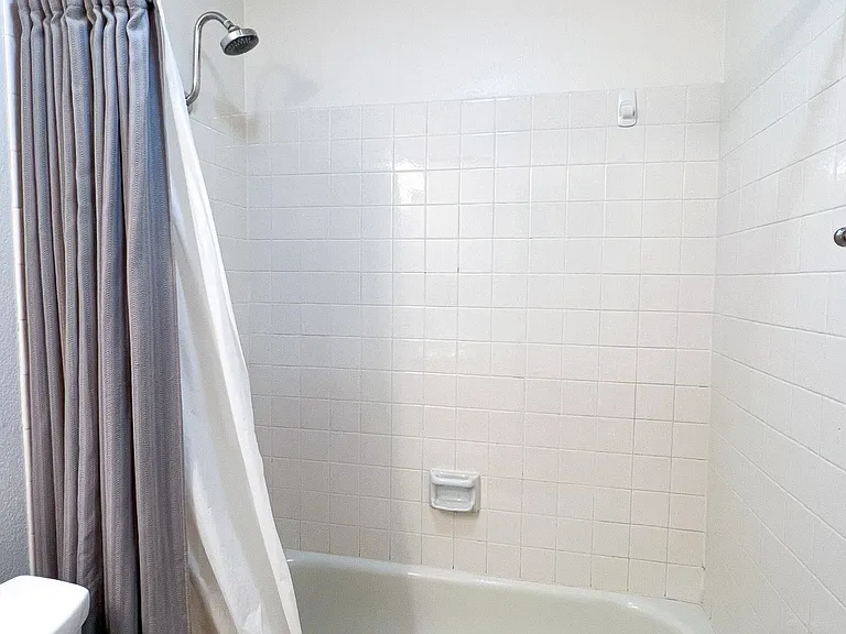 4731 Mills Dr — Photo 12