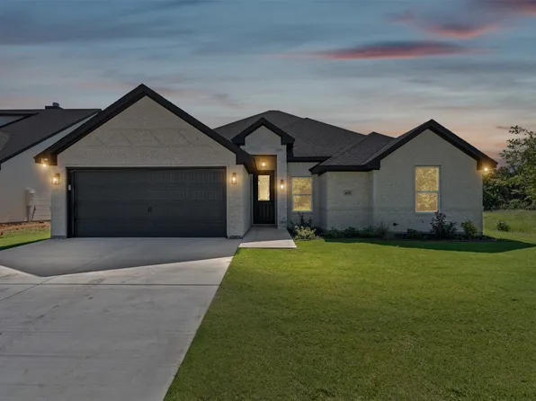 407 Sun Flower Ct, Tolar, TX 76476