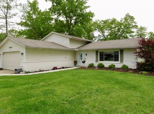 5430 Barkwood Dr, Sheffield Village, OH