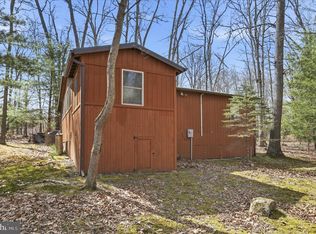 61 Grouse Cir, Lost City, WV 26810