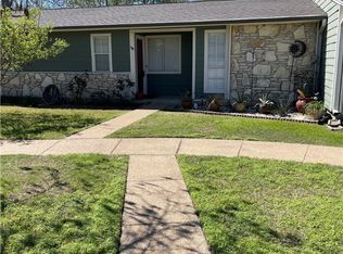 2800 Longmire Dr APT 16, College Station, TX 77845