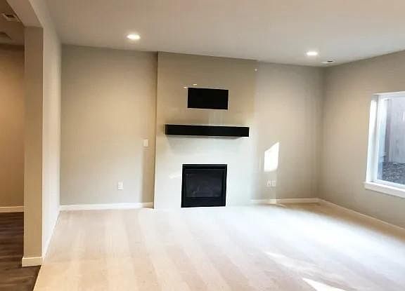 4th image of 3810 146th Pl SW