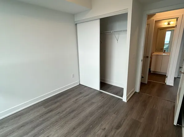 2545 Simcoe St N #1824, Oshawa, ON L1L 0R8