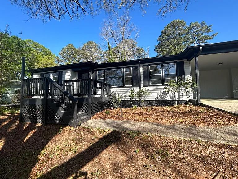 540 Camellia Rd — Photo 1