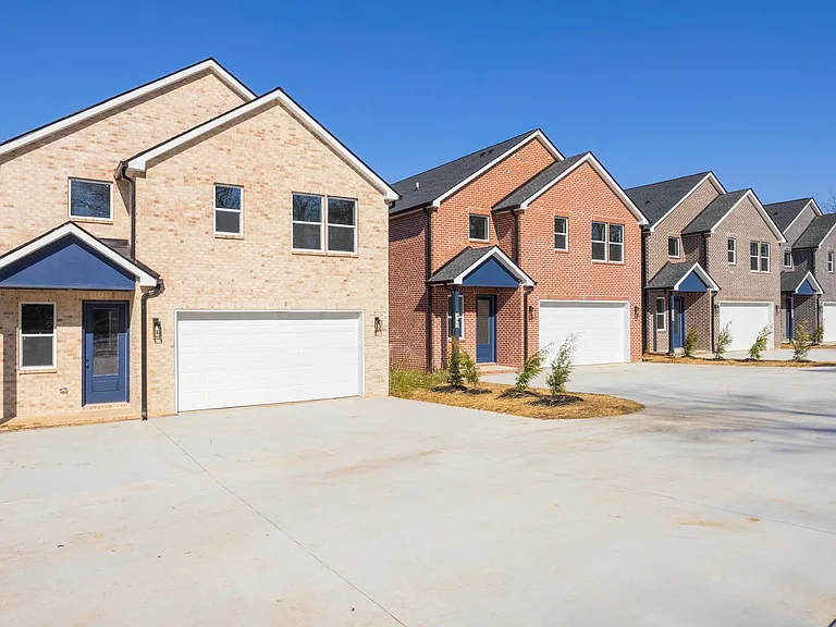 449 Sandhill Rd E #449 — Photo 7