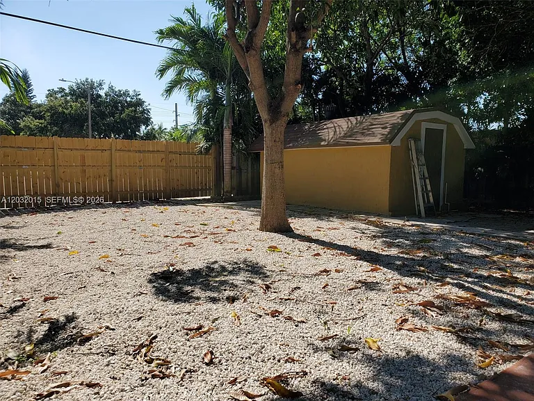 10341 NW 6th Ave — Photo 32