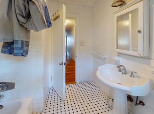 115 Withington Rd, Newtonville, MA 02460