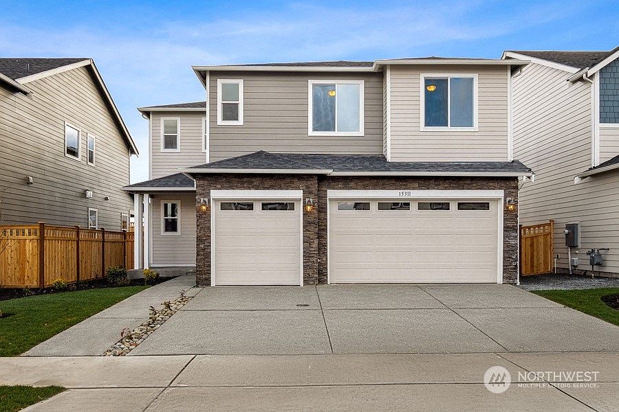 1st image of 15311 206th Avenue E #202