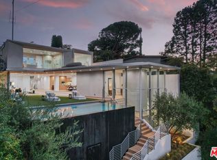926 Centinela Ave, Santa Monica, CA 90403