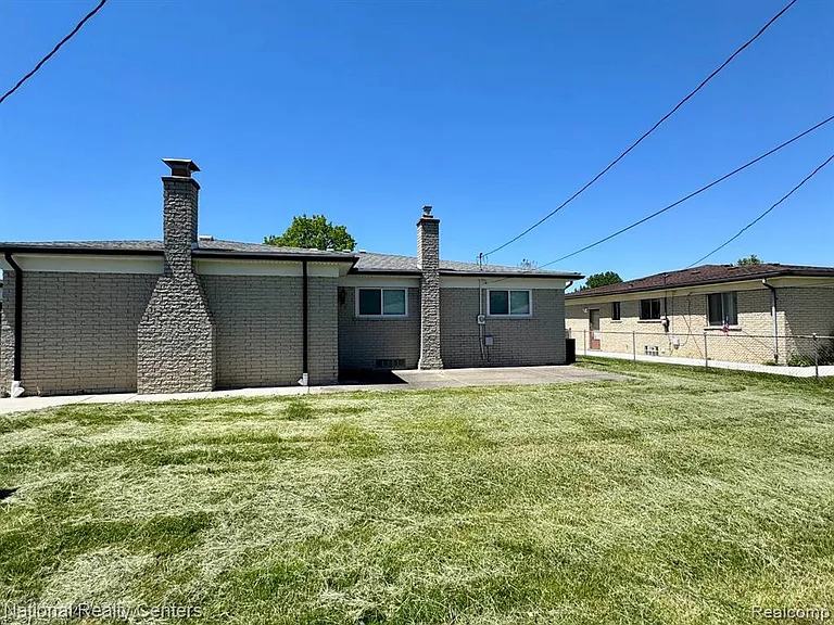 34528 Hawke Dr — Photo 20
