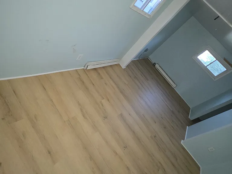 323 N Vine St — Photo 5