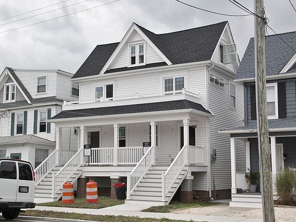 3rd image of 1214 Bay Ave