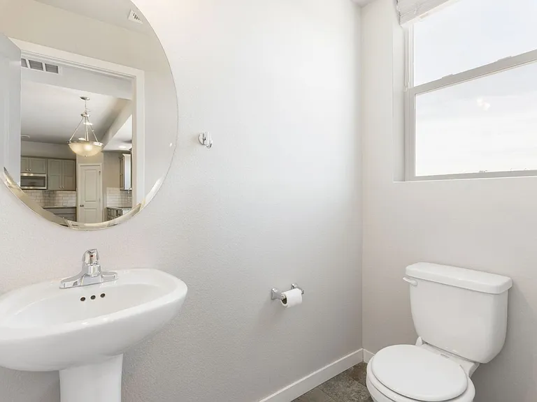 2139 Saison St — Photo 11