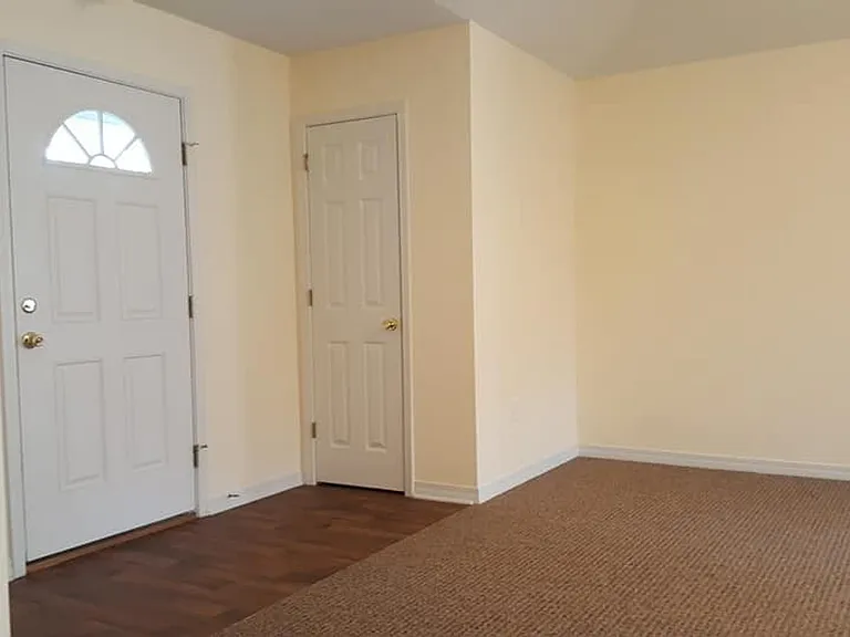 502 Meadow Ln — Photo 19