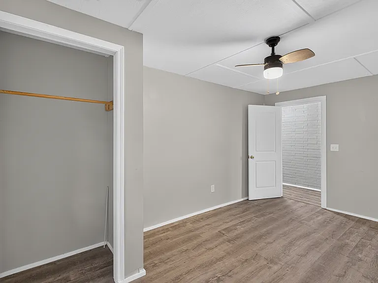 2387 Garden Ct — Photo 22