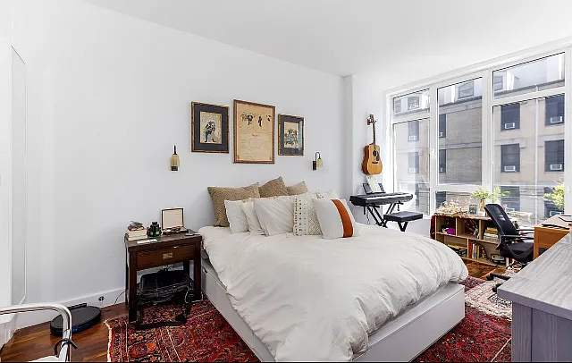 214 N 11th St #3P — Photo 3