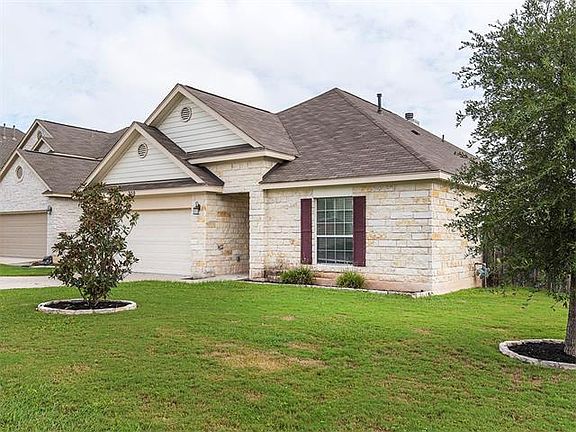 3rd image of 250 Verano Dr