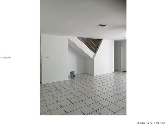 5th image of 7364 Gary Ave #0