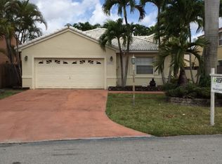 16031 SW 73rd St, Miami, FL 33193