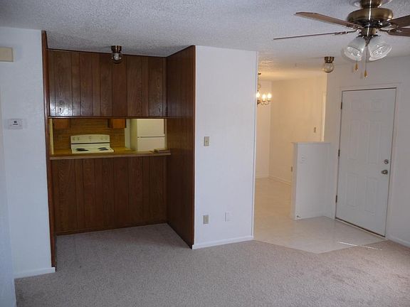 3rd image of 2709 Bermuda Dr #A